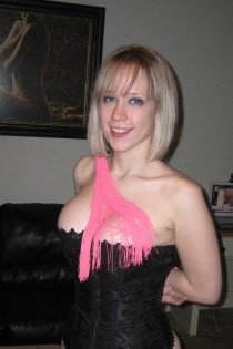 , 25  female escort, huntington